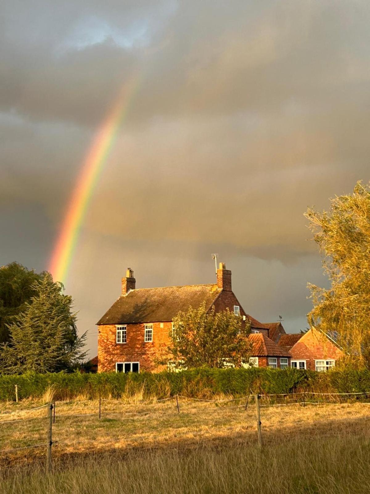 Готель Wellbet Farm Swinderby Екстер'єр фото